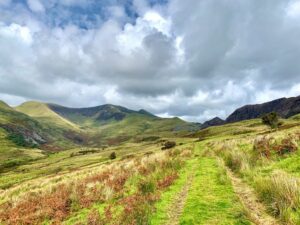 Taith Gerdded Meddylgarwch: Cwm Pennant